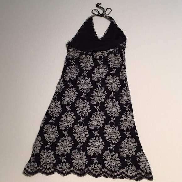 Halter Dress - Picture 4 of 7